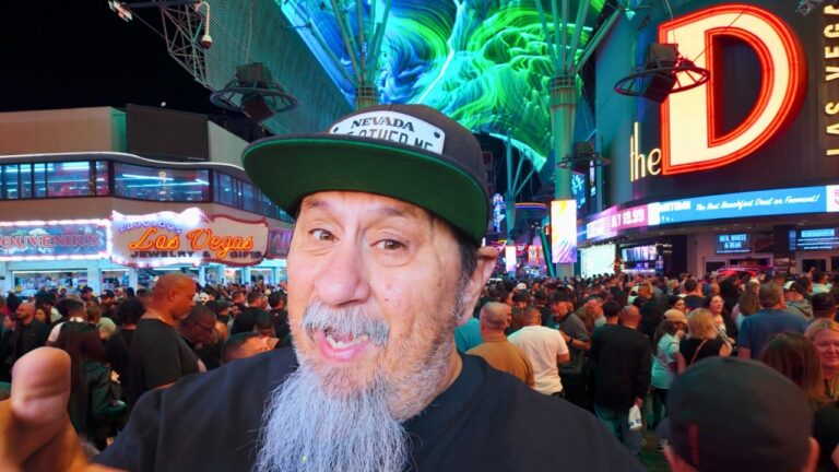 HOLY SH!T LOOK HOW MANY PEOPLE ARE IN LAS VEGAS! | FREMONT FRIDAY