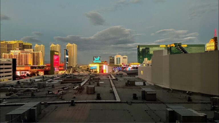 LAS VEGAS LIVE! Friday Night on the Strip is CRAZY! – April 24, 2026