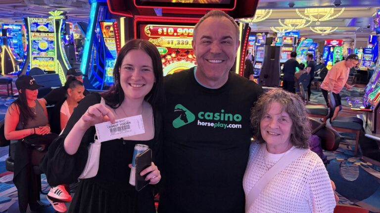 Las Vegas DELIVERED These Canadian Ladies Their BIGGEST Win Ever!