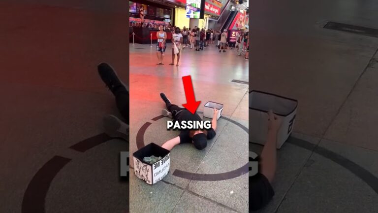 The Weird Way This Las Vegas Street Performer Makes Money 😳