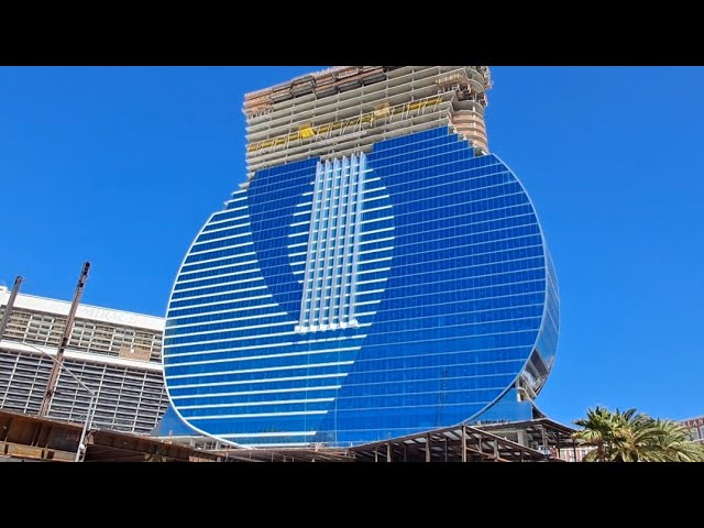 Views From The LAS VEGAS STRIP VLOG. Monday April 13, 2026. #lonewulfrick2026