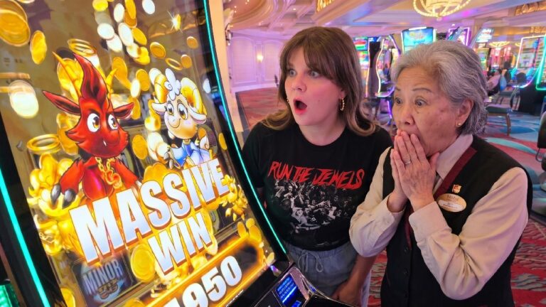 1 Hour of Mind Blowing Las Vegas Slot WINS!