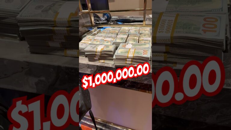 $1,000,000 Casino Gambling In Las Vegas #slot #shorts #jackpot #viral