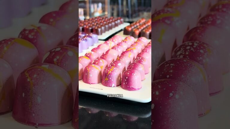 Cocoa Dolce Las Vegas free chocolate truffles to everyone who visits their store at Fontainebleau