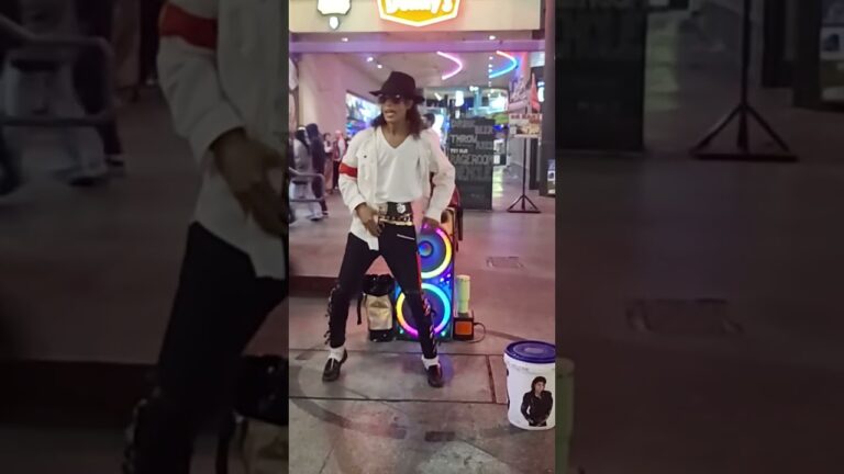 Did You KNOW Michael Jackson Las Vegas Does THIS?  #subscribe #michaeljackson #dance #music #shorts