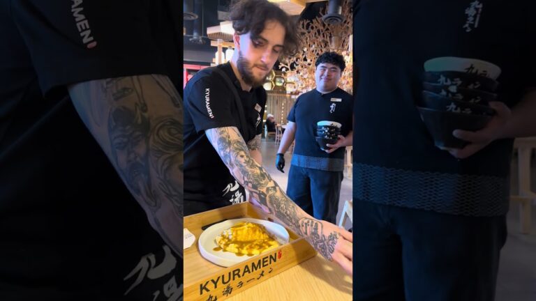 Kyuramen restaurant Las Vegas #kyuramenrestaurant #enjoyingwithfriends #eatingfood #friendsforever