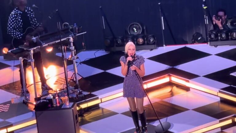 No Doubt – “Don’t Speak” (LIVE at The Sphere Las Vegas)
