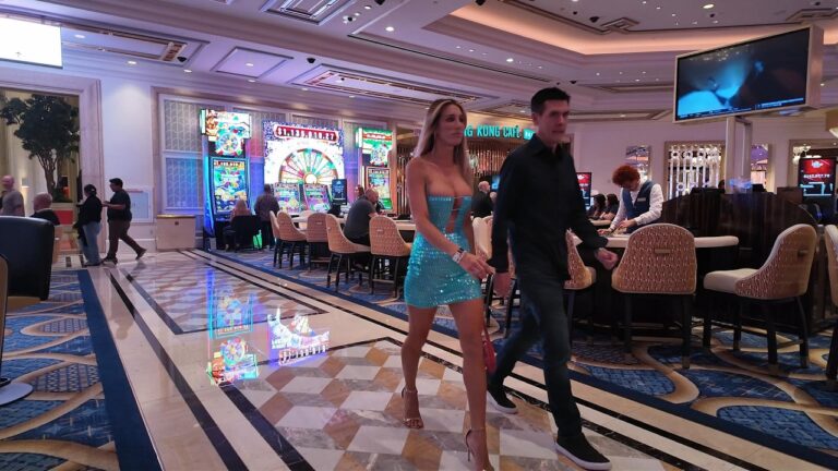 Palazzo Las Vegas hotel Casino Saturday night