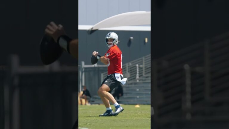 Rookies diggin’ in at minicamp 🏈🧱