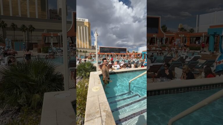 The NEW Tailgate Beach Club at Mandalay Bay Las Vegas!! ⚾️ ⚽️ 🏒 🏈 🏀 🥊  #HostedByTailgate