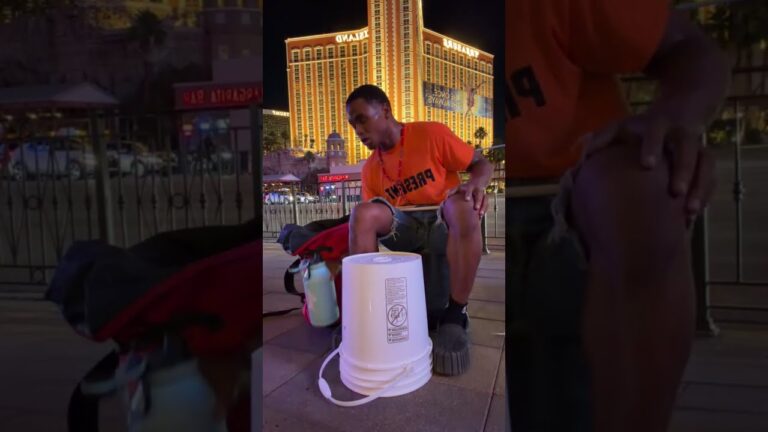 1mred is live hitting bucket drumming busking on the las vegas strip ❤️👑🖍️