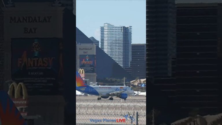 🎲Airbus Leaving Las Vegas! Take Off by The Strip! #lasvegas #aviation #las #planespotting #airbus