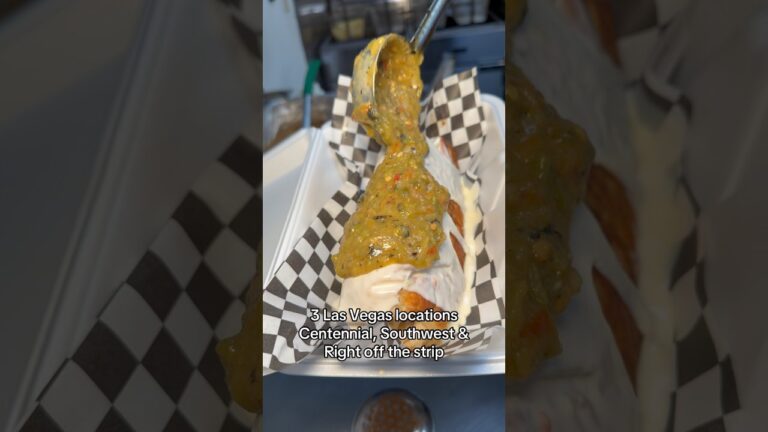 Best Las Vegas late night food #303inthecut #vegaseats #lasvegasfood