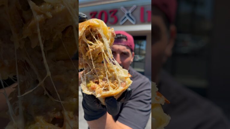 Best Las Vegas late night food #303inthecut #vegaseats #lasvegasfood #burrito