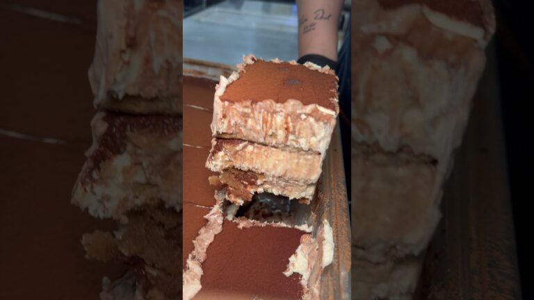 Best Las Vegas late night food #303inthecut #vegaseats #lasvegasfood #tiramisu