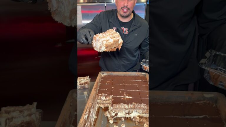 Best tiramisu in Las Vegas #303inthecut #vegaseats #lasvegasfood #tiramisu