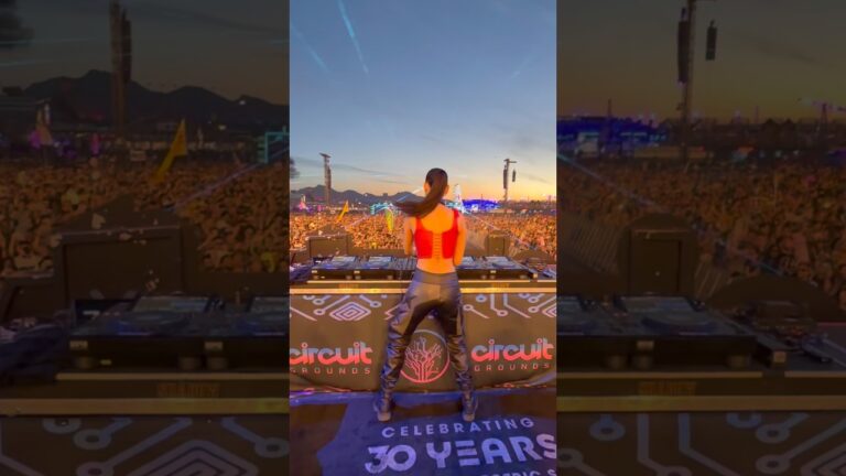 Las Vegas!! #lillypalmer #techno