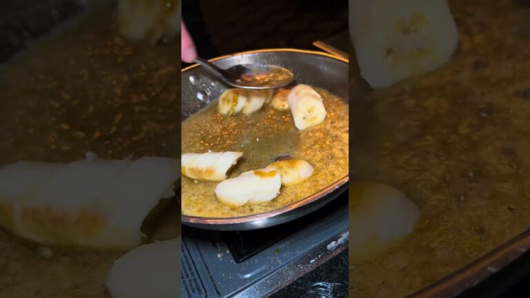 Table Side bananas foster by Golden Steer in Las Vegas #eatandoutlasvegas