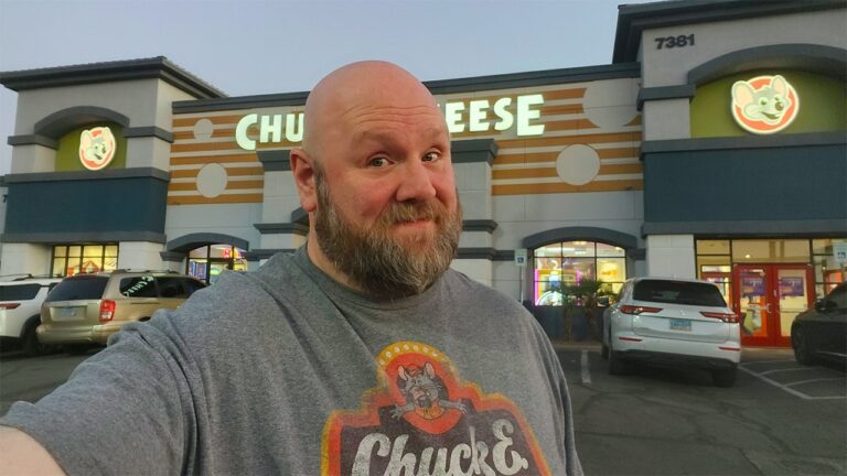 The History Of Chuck E Cheese’s Pizza Time Theatre In Las Vegas!