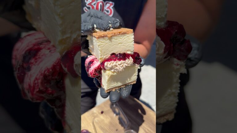 Best cheesecake in Las Vegas #303inthecut #lasvegasfood #vegaseats #cheesecake