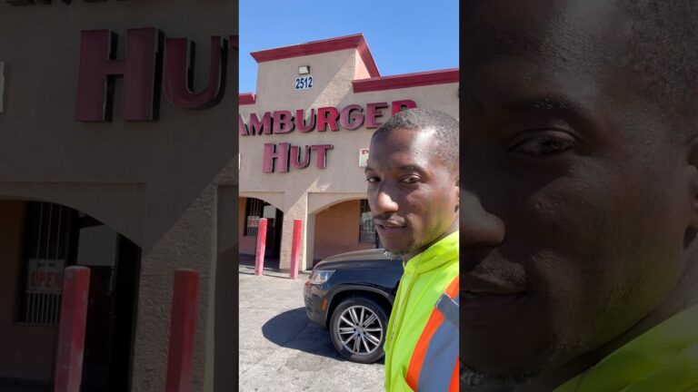 Best wings in Las Vegas #reels #bbqfoodbeefusa #food #explorepage #fypシ゚viral #chickenwings #crispy