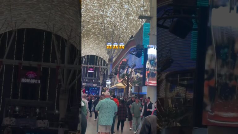 Fremont Las Vegas 😱 #shorts