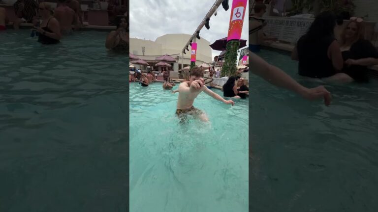 I Tested Every Club In Vegas #shorts