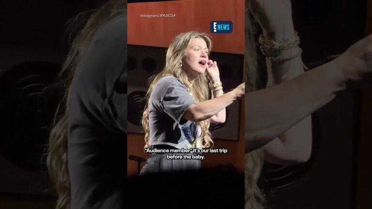 Kelly Clarkson reacts to a fans babymoon during her residency at Caesar’s Palace in Las Vegas.