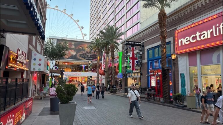 LAS VEGAS LIVE! Monday Night is HOT! 🥵 – July 6, 2026 🇺🇸