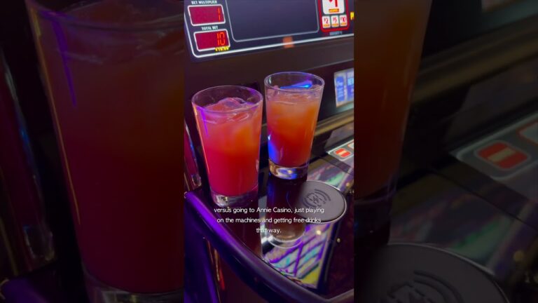 This casino is giving away FREE money and drinks?? #casino #lasvegas #vegas #travel #gambling