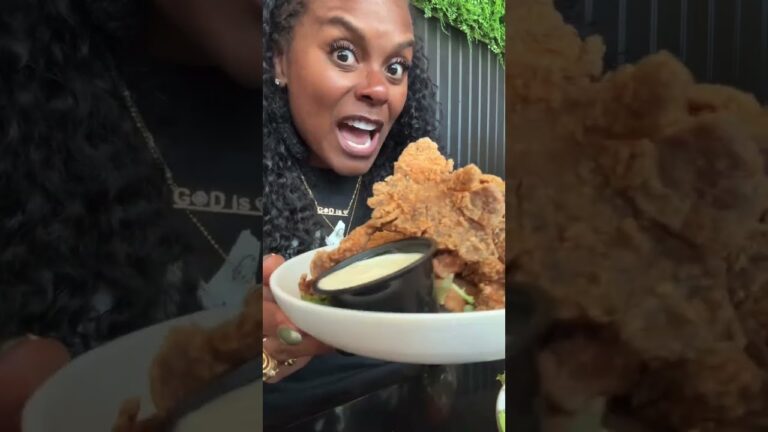 Took my family to get the best fried oyster mushrooms in Vegas, can y’all guess where we are??