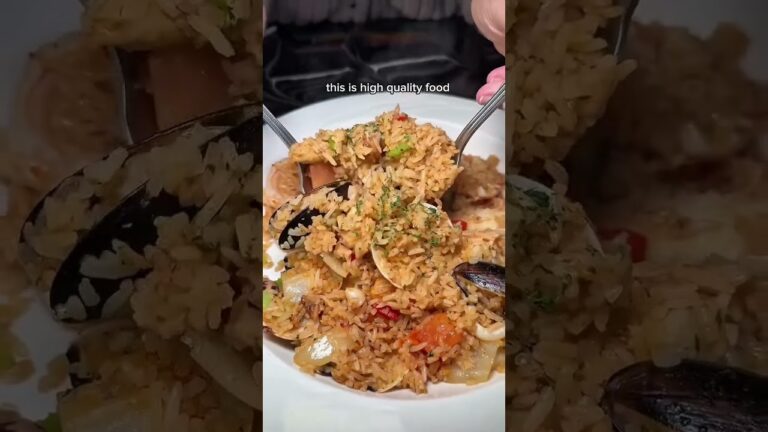 Top rated restaurant in Las Vegas! This is one of the must try places in vegas! The Internet reviews