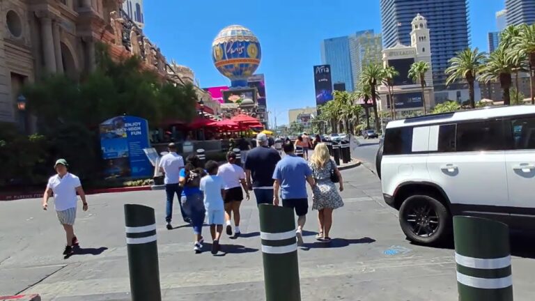 Views From The LAS VEGAS STRIP VLOG. Thursday July 9, 2026. ##lonewulfrick2026