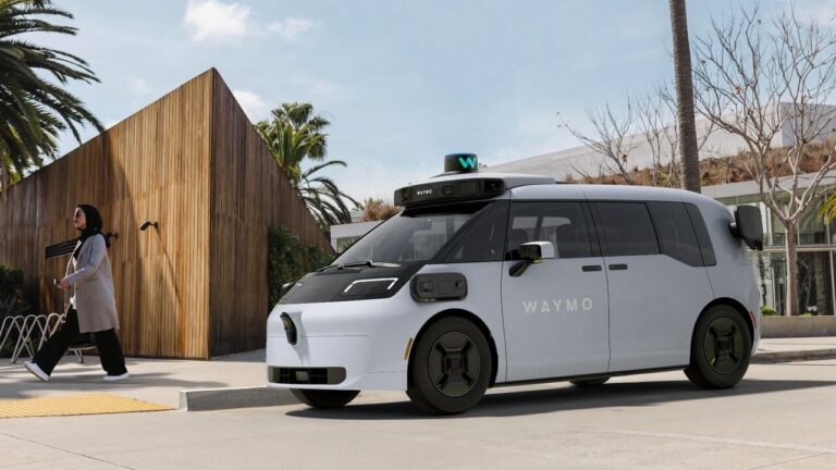 Waymo announces plans to launch driverless rides in Las Vegas