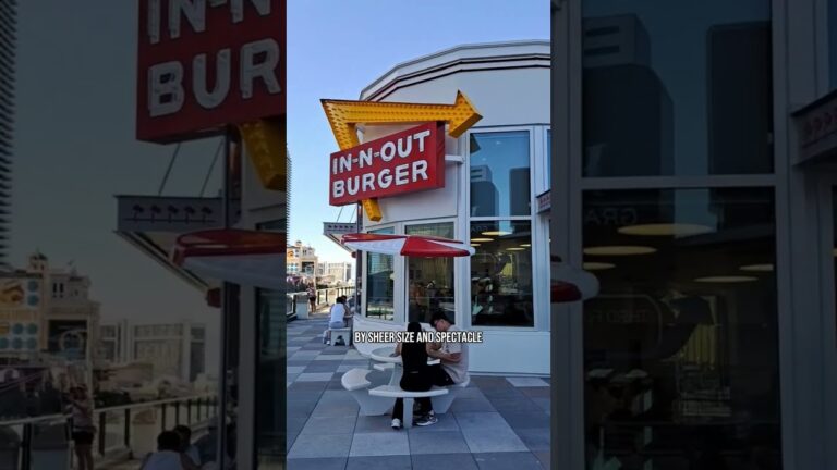 World’s Largest In-N-Out Just Opened on the Las Vegas Strip