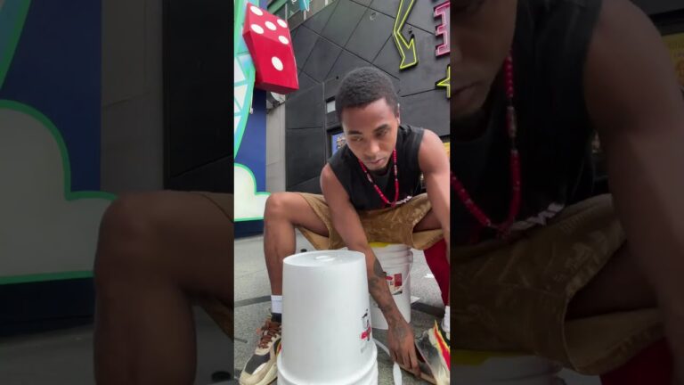 1mred is live Bucket Drumming On Fremont Street Downtown Las Vegas ❤️👑🖍️