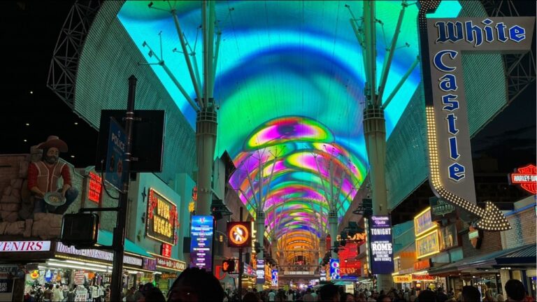 BIGT LAS VEGAS FREAKMONT SCHMOKIN SATURDAY