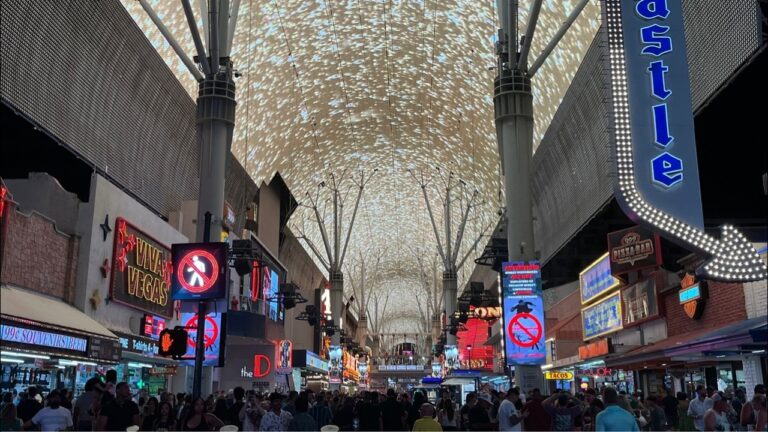 BIGT LAS VEGAS FREAKMONT STONED SUNDAY