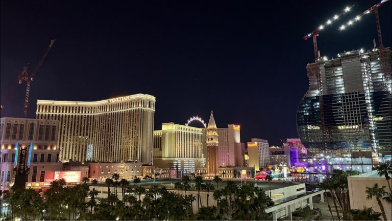 BIGT LAS VEGAS STRIP TOKIN THURSDAY
