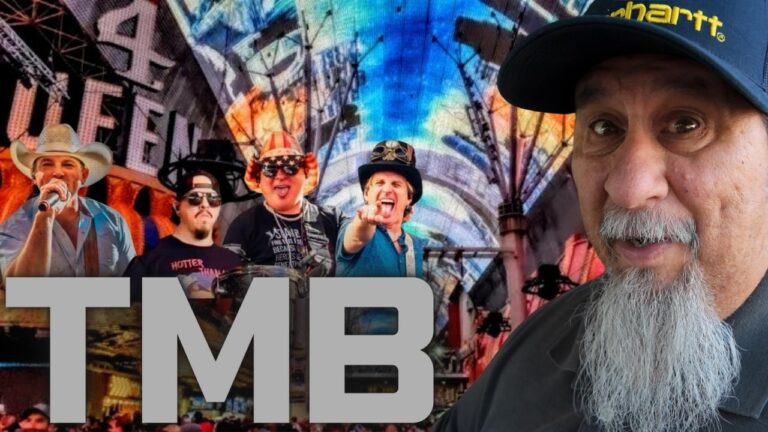 Fremont Street Friday Night! – LAS VEGAS IRL!