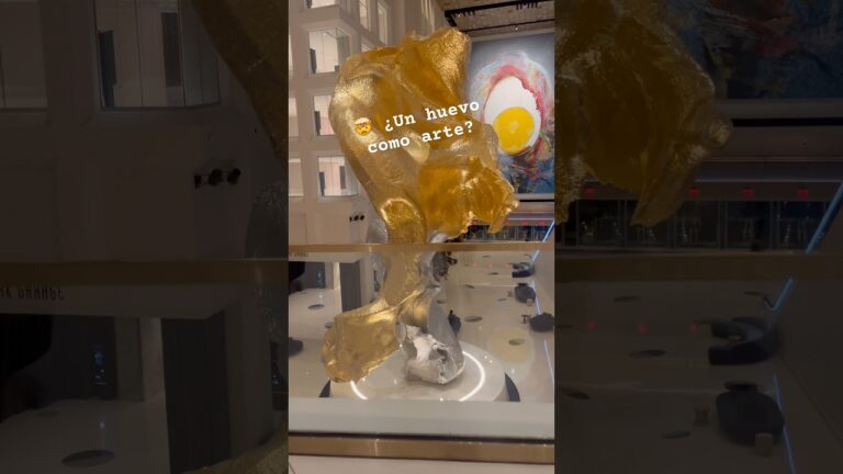 La extraña obra de arte que encontré en el Fontainebleau Las Vegas ✨🥚