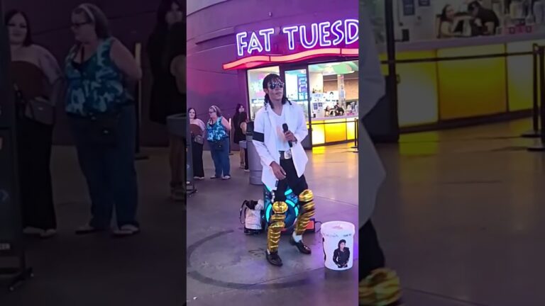 Las Vegas Is WHERE Michael Jackson Dances Now? #subscribe #michaeljackson #dance #music #shorts #mj