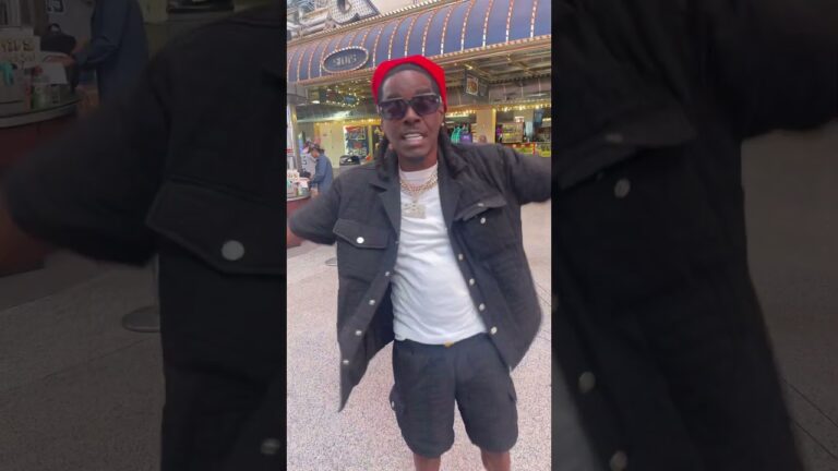 Las Vegas wat we doing #subscribe #funny