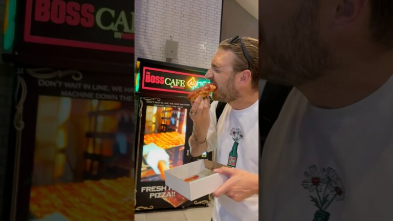 Trying PIZZA & CAKE Vending Machines in Vegas! 🍕🍰 #Pizza #cake #shorts
