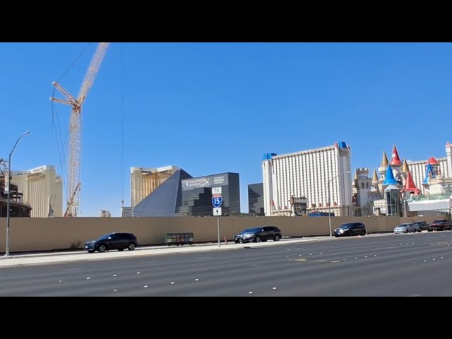 Views From The LAS VEGAS STRIP VLOG. Wednesday August 26, 2026. #lonewulfrick2026. A Memory Of Dolly