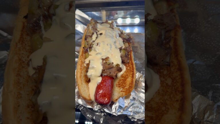 Best Las Vegas late night food #303inthecut #lasvegasfood #hotdog g