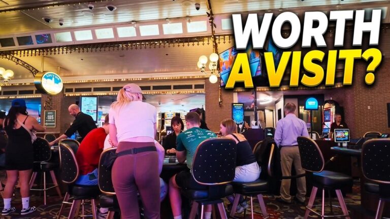 Four Queens hotel casino Downtown Las Vegas, should You visit?