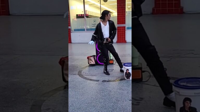 Who Moonwalks Las Vegas Like Michael Jackson? #subscribe #michaeljackson #dance #music #shorts #mj