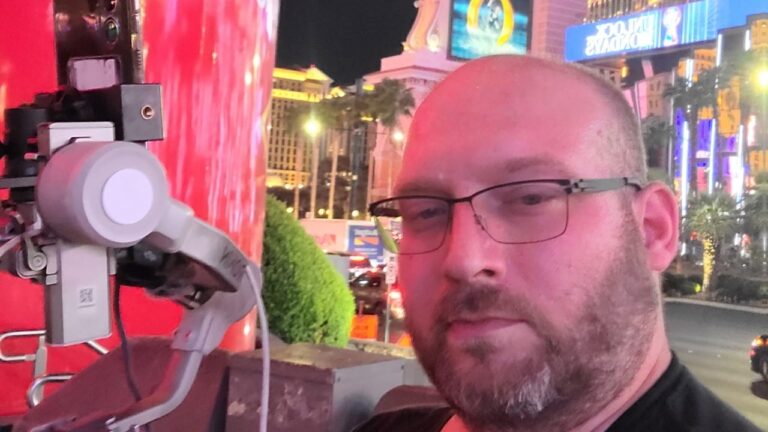 BIGT LAS VEGAS STRIP STONED SUNDAY AFTER THE STORM
