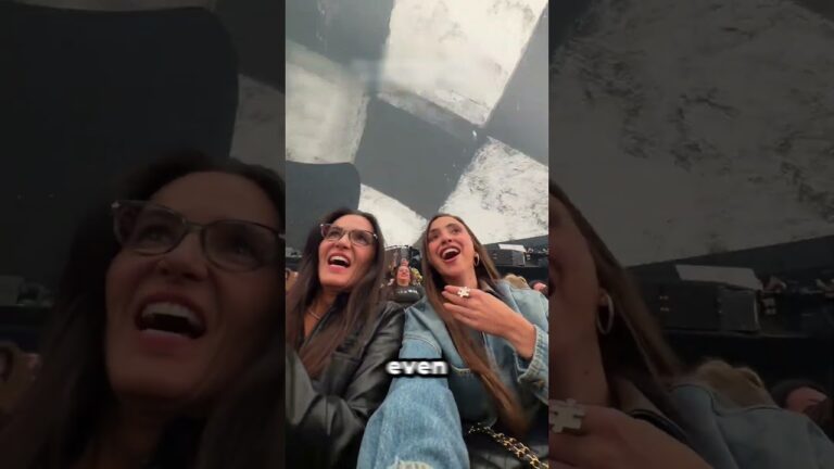 Her First Time Seeing the Las Vegas Sphere 😍Credits:(@pevelosoo)IG